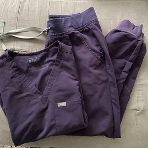 Figs womens size small set